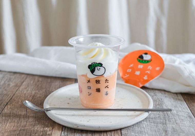 もはや殿堂入り!ファミマの新作「たべる牧場メロン」をアイスマニアが実食の画像