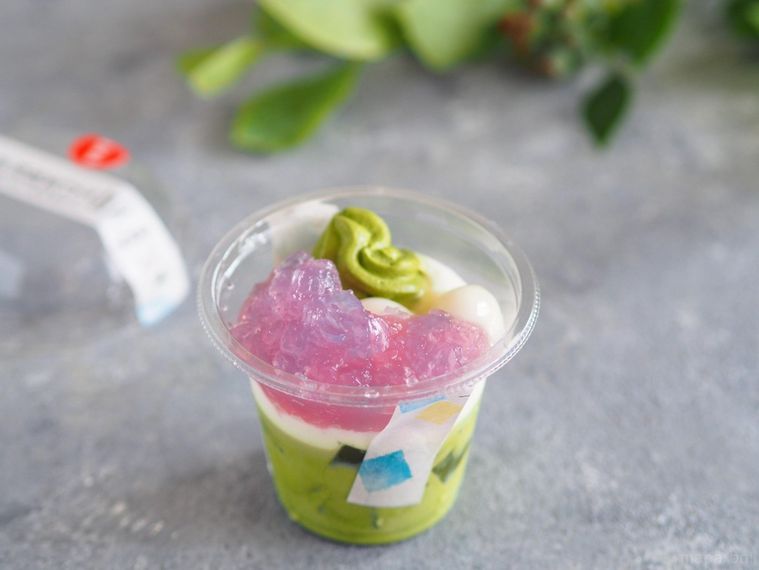 セブンであじさい鑑賞!? 新作スイーツ「宇治抹茶パフェ」で梅雨を楽しむの画像