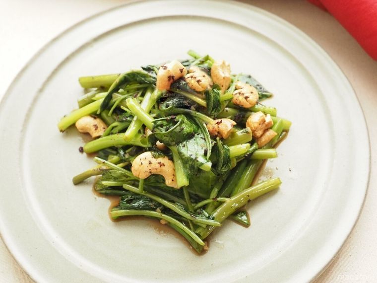 大人のおつまみ 赤紫蘇香るシャキッと 空芯菜炒め Macaroni