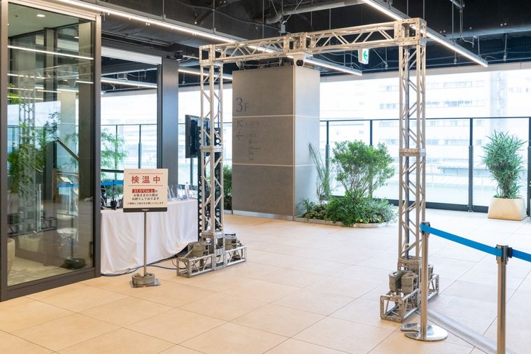 JR横浜駅西口に新たなシンボルが誕生!ニュウマン横浜がオープンの画像