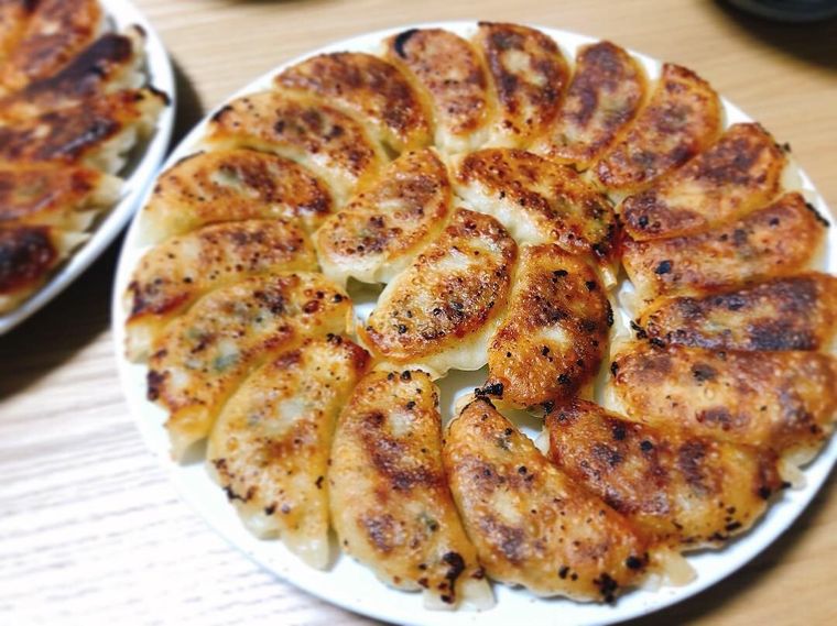 美しく焼くコツ大公開!手作り餃子の世界【偏愛トーーク vol.18】の画像