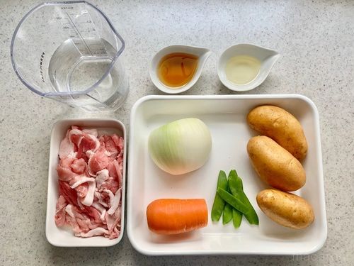 味の決め手は白だし 味わいスッキリ肉じゃがの簡単レシピ Macaroni