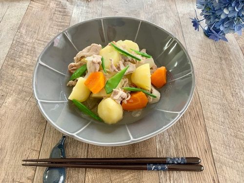 味の決め手は白だし 味わいスッキリ肉じゃがの簡単レシピ Macaroni