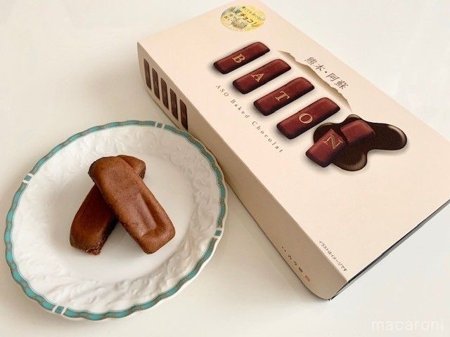 白いテーブルに並べられた熊本・阿蘇バトン