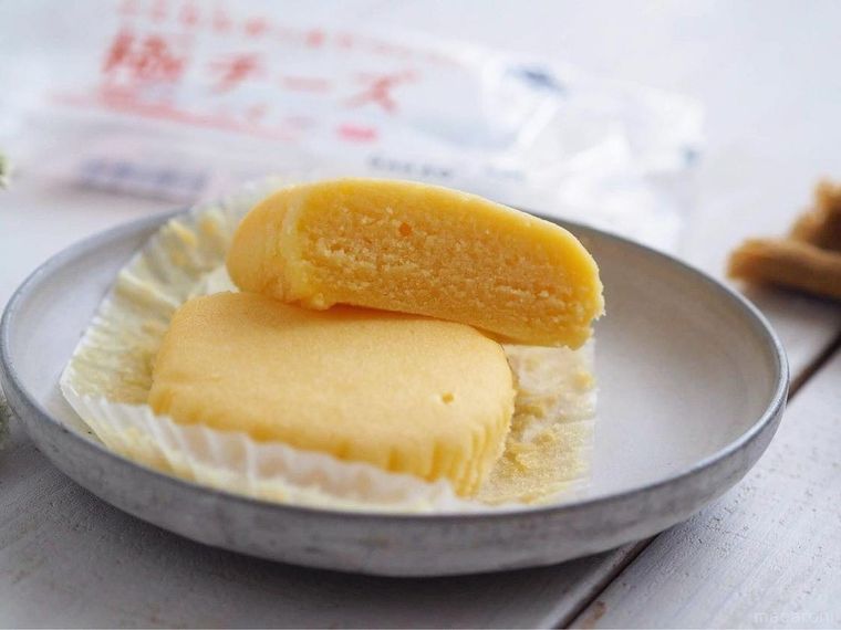 しっとりアイス風に変身!カルディ「極チーズ蒸しパン」は夏おやつに最高の画像