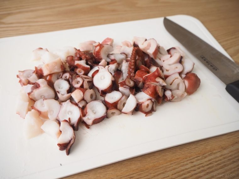 少量の油でカラッと たこの唐揚げ の簡単レシピ Macaroni