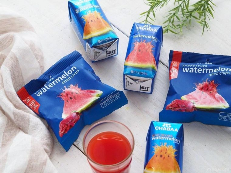 見た目はオレンジジュースだけど…?チャバの新作スイカジュースを飲んでみた!の画像