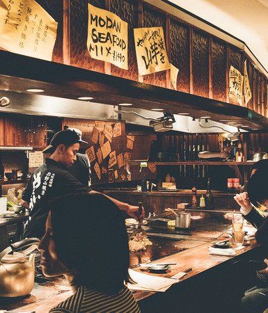 打倒カレーうどん!? 牛すじカレー焼きそば専門店「やいやい」が原宿に開店の画像