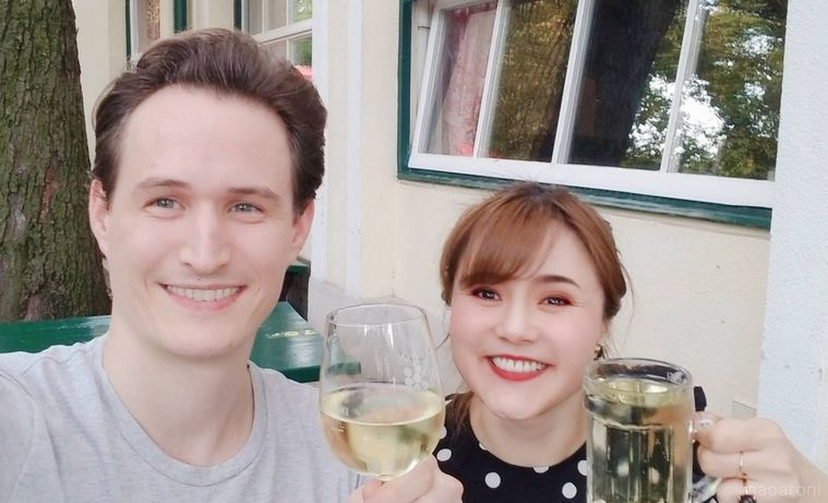 まるでおとぎ話の世界。オーストリアの伝統居酒屋「ホイリゲ」でワインと音楽を楽しむの画像
