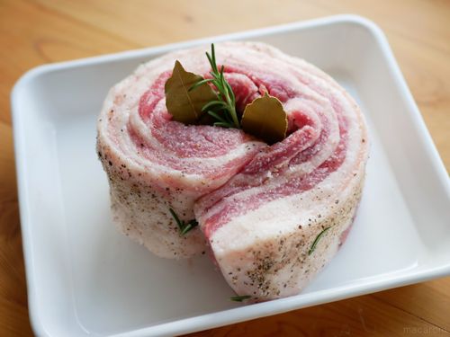 まるで自家製パンチェッタ 保存できる 塩漬け肉 の作り方と食べ方 Macaroni