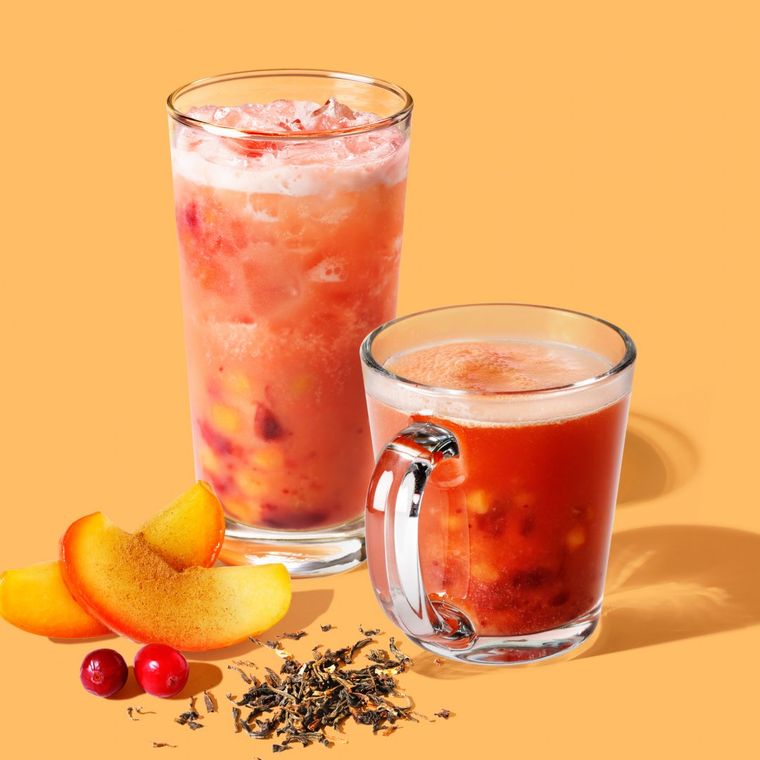 スタバ六本木ヒルズ店限定!「アップルクランベリー&ブラックティー」が新発売の画像