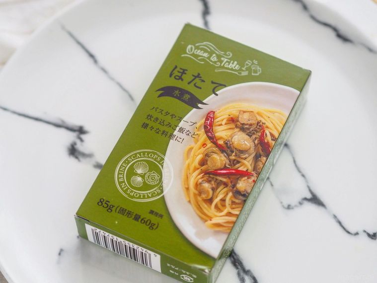 スモークほたてに牡蠣!業務スーパーの新作「グルメ缶詰」はまとめ買い必須のワイン泥棒の画像