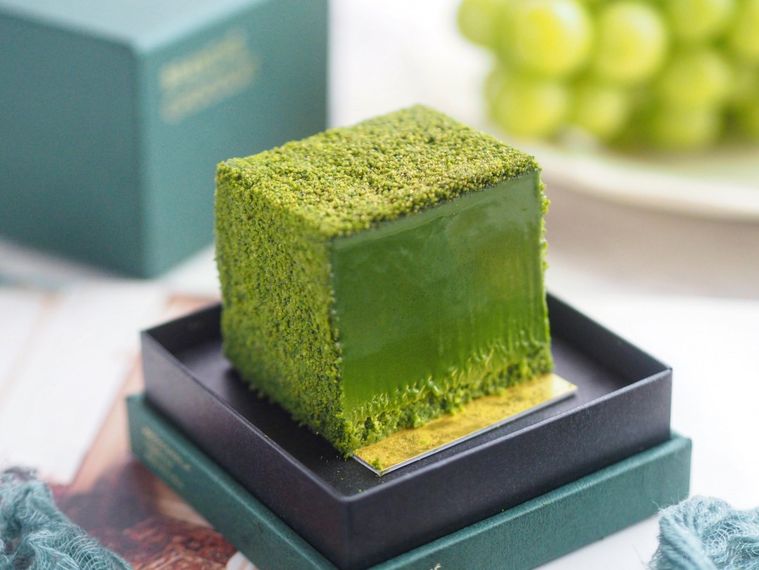 元スガラボシェフの新スイーツ。濃厚抹茶の「カレ・オ・ショコラ」を実食レビュー!の画像