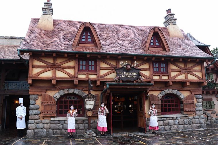 東京ディズニーランド®の新グルメ!美女と野獣のレストラン「ラ・タベルヌ・ド・ガストン」全メニューを実食レポの画像