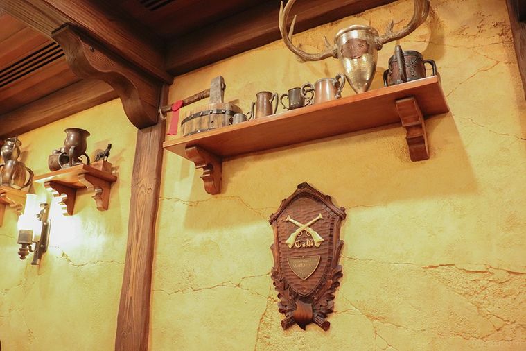 東京ディズニーランド®の新グルメ!美女と野獣のレストラン「ラ・タベルヌ・ド・ガストン」全メニューを実食レポの画像
