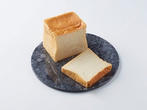 進化系生食パン!「パンラボ」監修、フィナンシェのような食パンが登場の画像