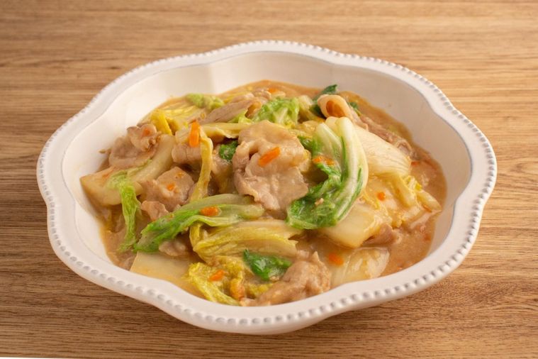 白菜のとろとろ豆乳煮込み