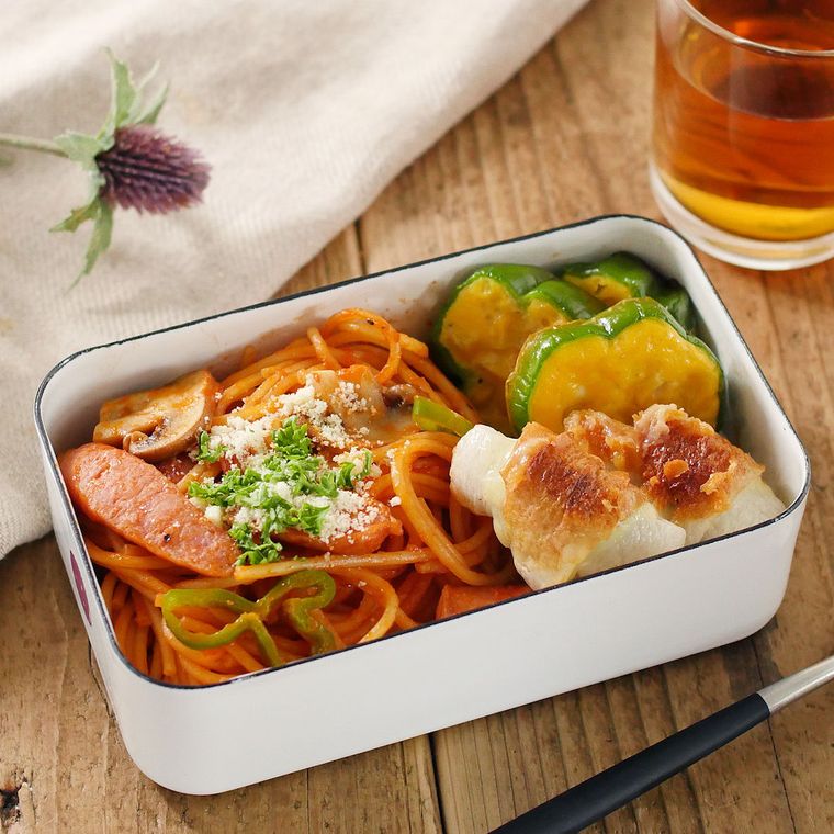 6. パスタも手軽にナポリタン弁当