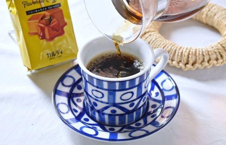 カルディ初のフレーバーコーヒーが登場!コーヒー好きが全3種を飲み比べの画像
