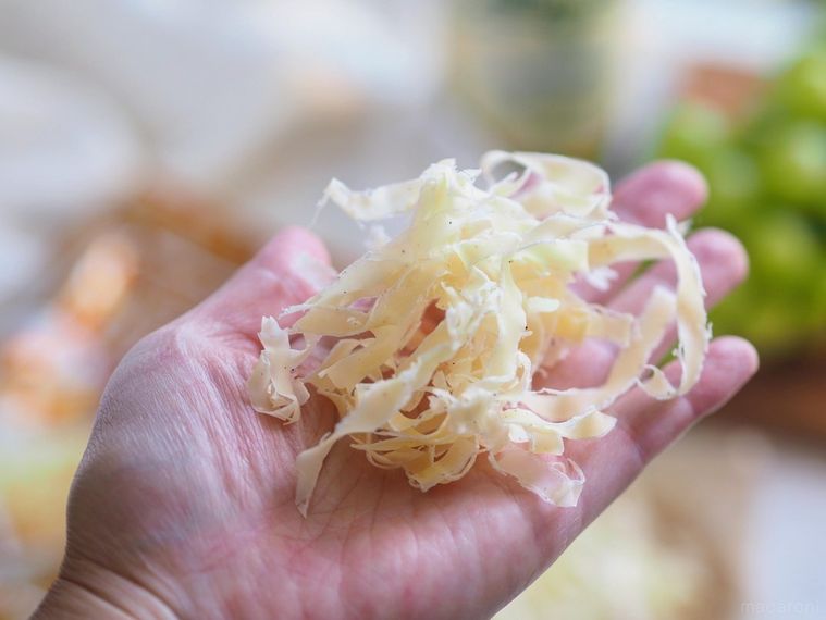 香りまでごちそう。カルディ「ふわっふわ削りチーズ」至極のトリュフ味を贅沢レビュー!の画像