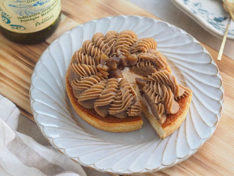 食べきりサイズでコスパよし。成城石井「モンブランタルト」で秋のティータイムが盛り上がるの画像