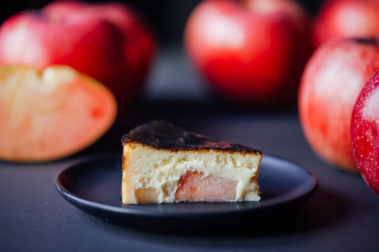 チーズケーキ専門店「June CHEESECAKE」から珍しいりんごを使用したチーズケーキが発売の画像