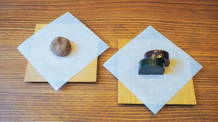 風呂敷に包まれたお茶と和菓子「わづつみ」。深緑茶房からテイクアウトセットが登場!の画像