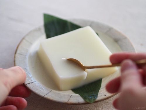 売れる理由がある。業務スーパーの殿堂入りスイーツ「杏仁豆腐」の