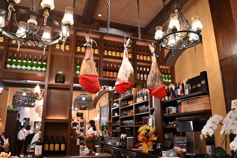 11月5日開業「丸の内テラス」のレストラン全6店を徹底紹介!新感覚モンブランに極上ラム串までの画像