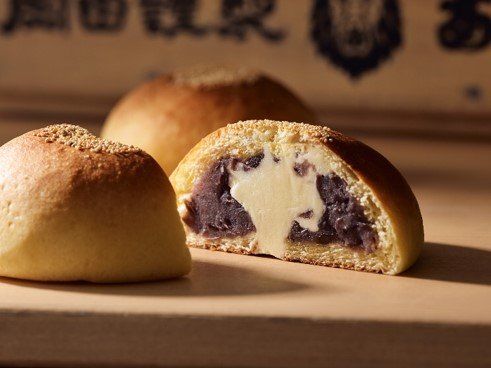 1日40本限定!「岡田謹製あんバタ屋」から「あんバタロール」が登場の画像