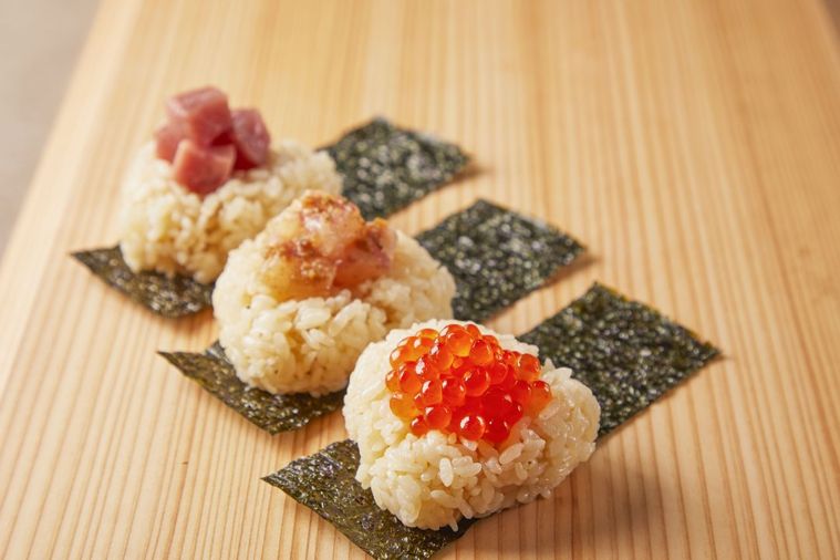 令和に復活!? 大阪・難波の新店「むすび寿司」で江戸時代のボリュームにぎり寿司を堪能の画像