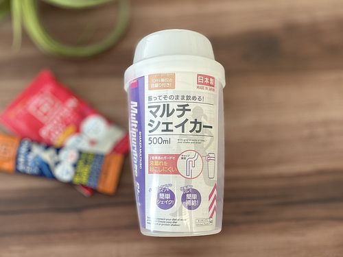 ダイソーのプロテインシェイカーが優秀すぎる メモリ付きで漏れにくさ抜群 Macaroni