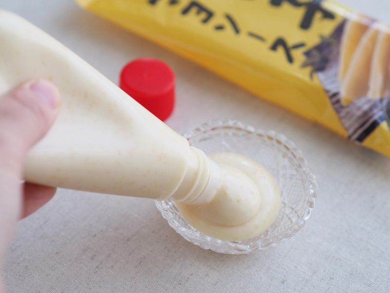 調味料の新人賞をあげたい…!カルディ「数の子マヨソース」が完全に間違いない組み合わせの画像