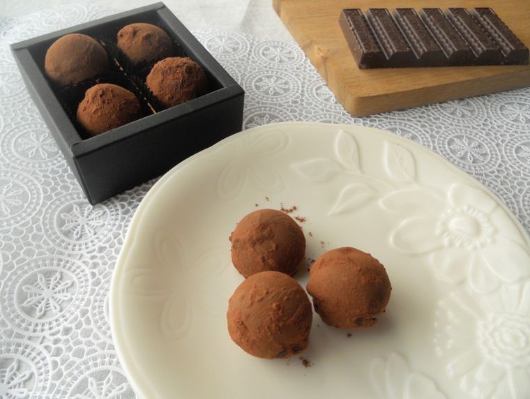 簡単で失敗なし 材料3つでできる 生チョコトリュフ の作り方 Macaroni