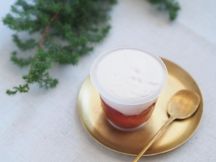 次々押し寄せる食感。ローソン新作「もちカフェいちご」のもちとろ感が幸せすぎる…!の画像
