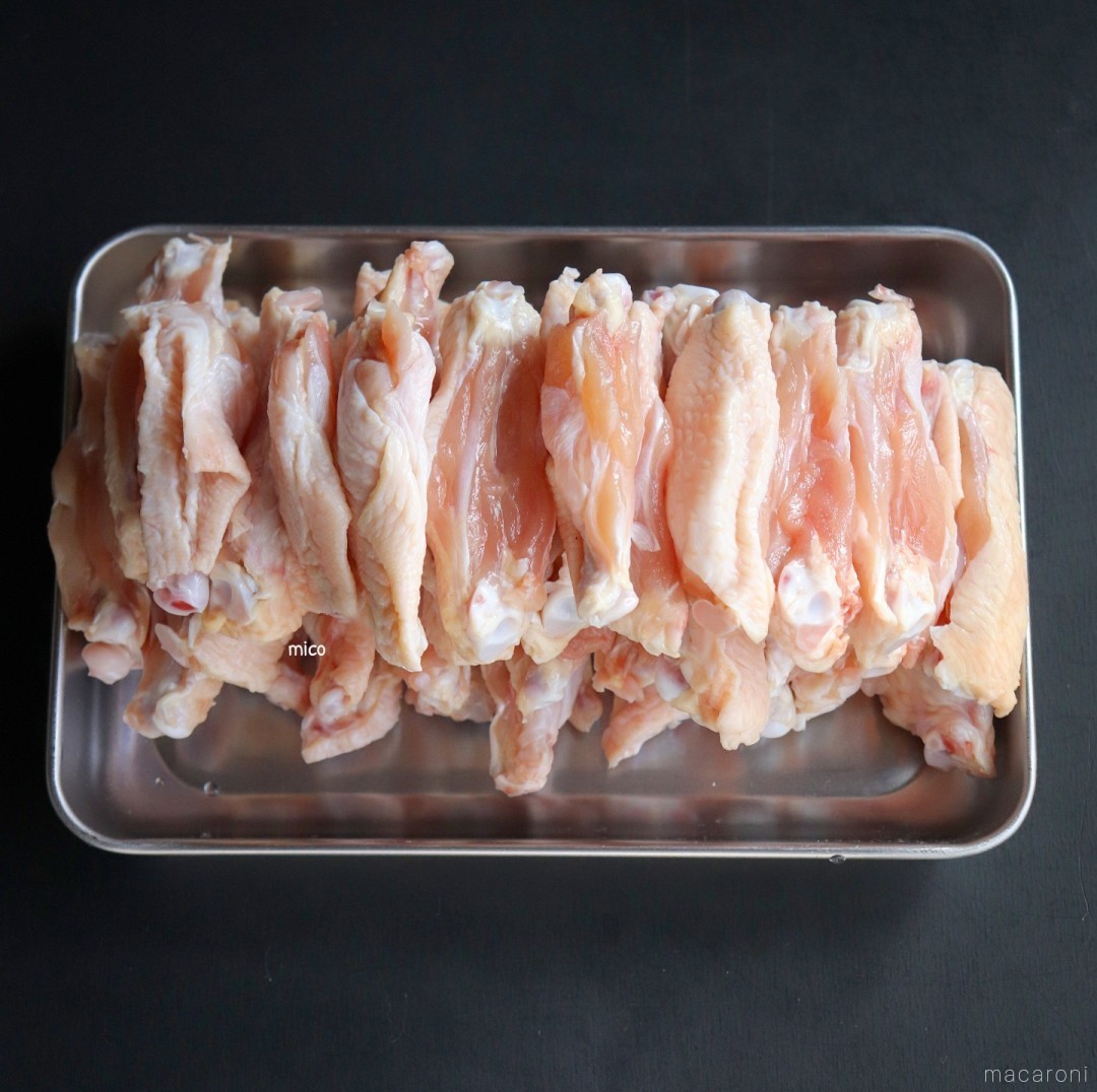 ひとつ食べたらエンドレス！やみつき手羽中甘辛チキン - macaroni