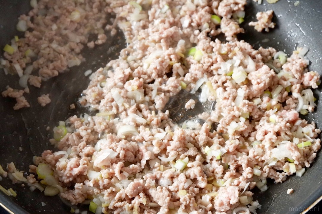 子供と一緒においしく！味噌でやさしい「麻婆豆腐」の作り方 macaroni