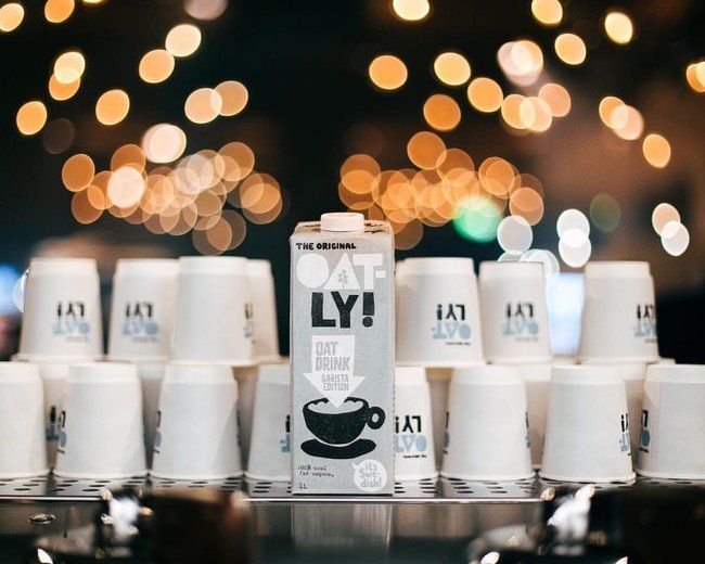 欧米で人気のオーツミルク「OATLY(オートリー)」が日本初上陸!牛乳よりおいしい…!?の画像