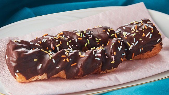 100円ローソン1月の新作!台湾カステラや『えんとつ町のプペル』とのコラボケーキなど15商品を紹介の画像