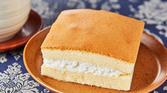100円ローソン1月の新作!台湾カステラや『えんとつ町のプペル』とのコラボケーキなど15商品を紹介の画像