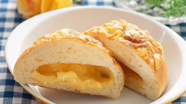 100円ローソン1月の新作!台湾カステラや『えんとつ町のプペル』とのコラボケーキなど15商品を紹介の画像
