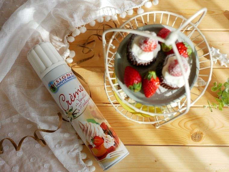 コストコのイズニーサントメールスプレーホイップクリームとスイーツ