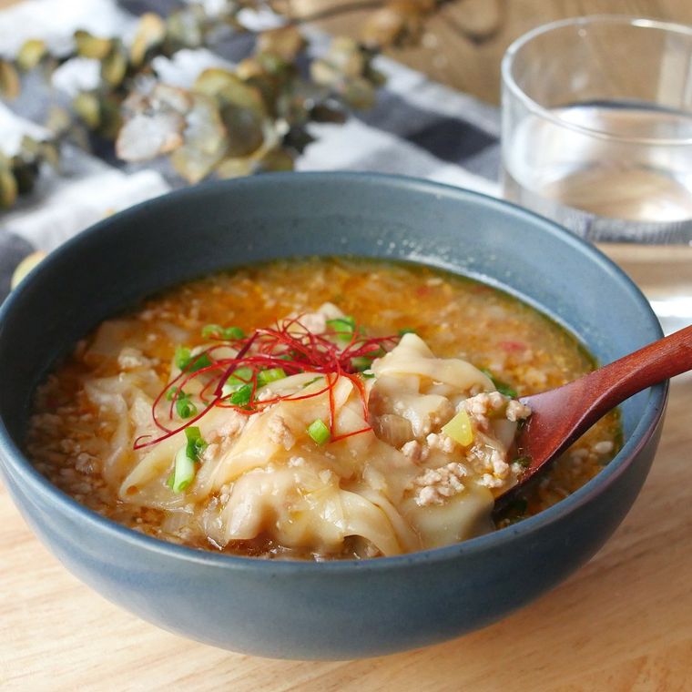 器に盛られた簡単麻婆スープ