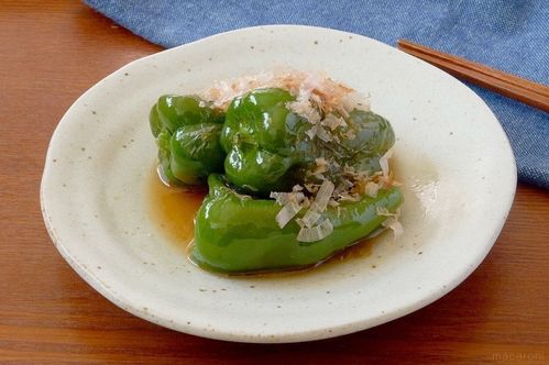 ピーマンの種をおいしくいただく 簡単 丸ごと焼きびたし の作り方 Macaroni ピーマンの種をおいしくいただく 簡単 丸ごと焼きびたし の作り方 Macaroni