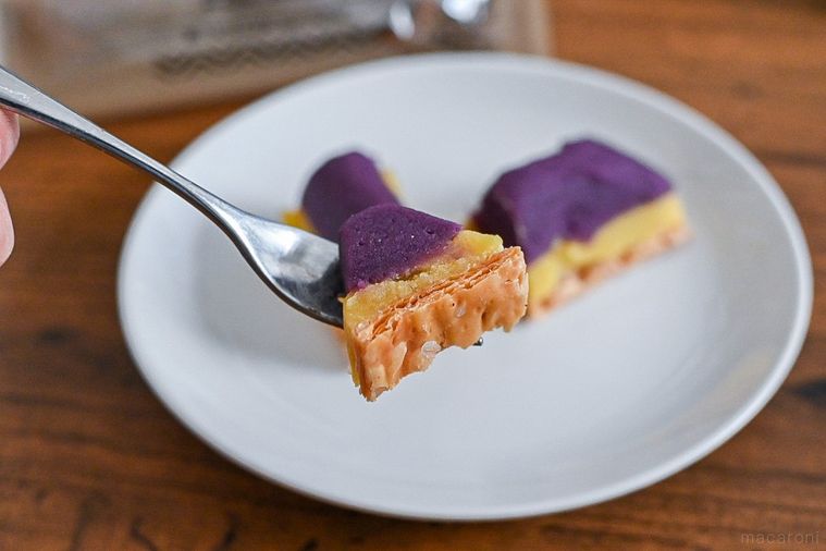 芋好きは絶対食べるべき。ローソン新作「ほくとろ豊潤紫スイートポテト」は3層仕立ての贅沢スイーツの画像