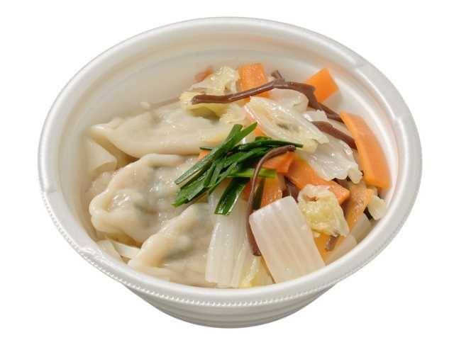 生姜香る鶏白湯餃子鍋