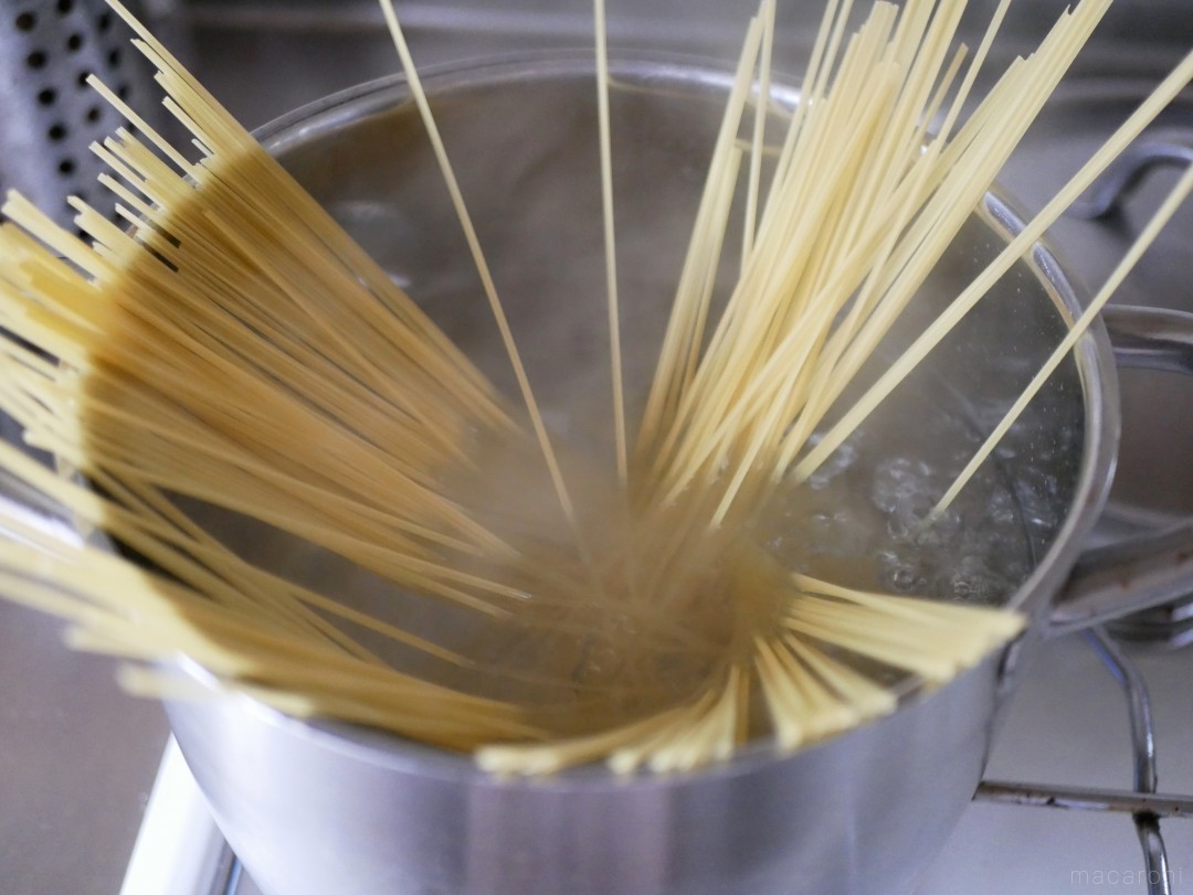 コストコマニアがこぞって愛用するトマトソース クラシコ トマト バジル のおいしい食べ方 Macaroni