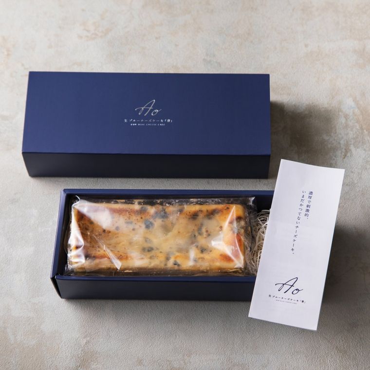 横浜に1ヶ月限定で登場!ブルーチーズケーキ専門店「青」はチーズ好きの大人のためのスイーツの画像
