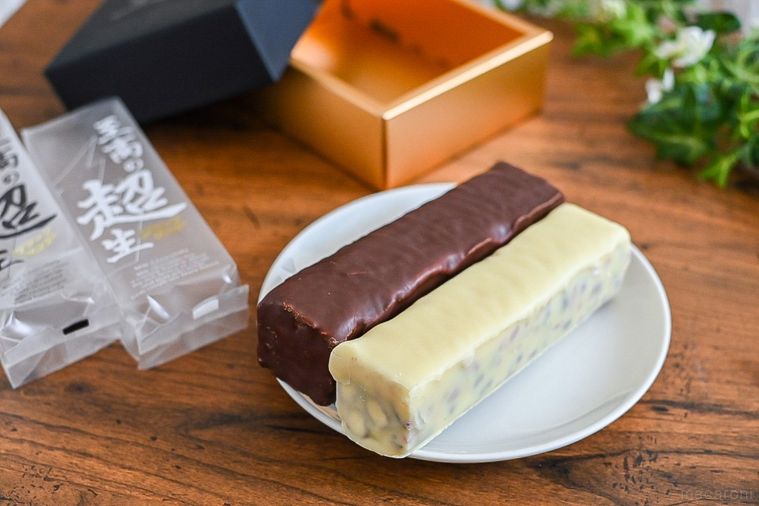 ブラックサンダー史上最高級!バレンタイン限定商品が特設ECサイトにて発売中の画像