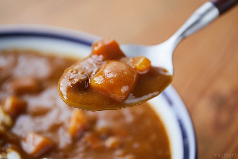 スプーンですくったボンカレー